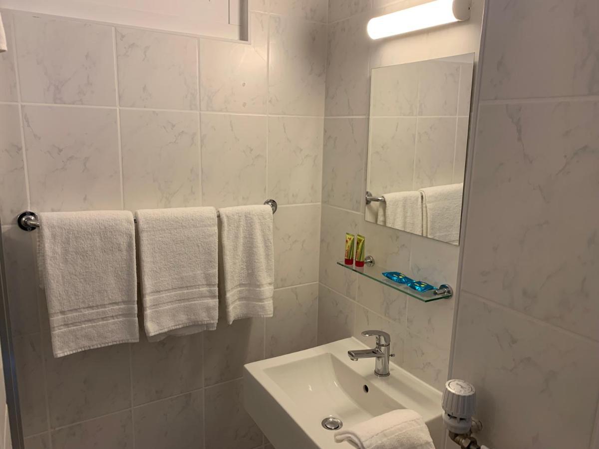 Eh!Toi Self Motel Etoy Eksteriør bilde