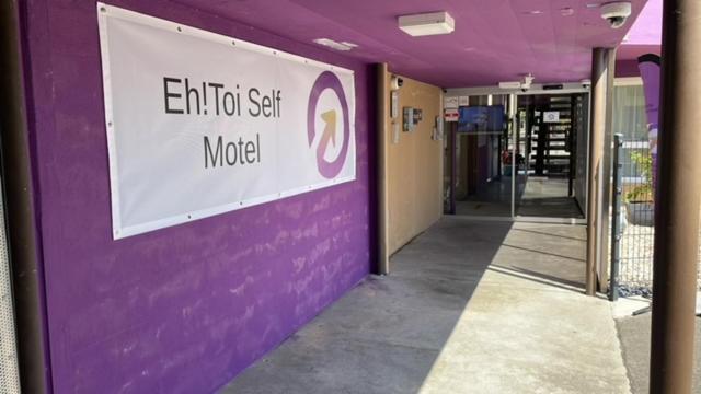 Eh!Toi Self Motel Etoy Eksteriør bilde